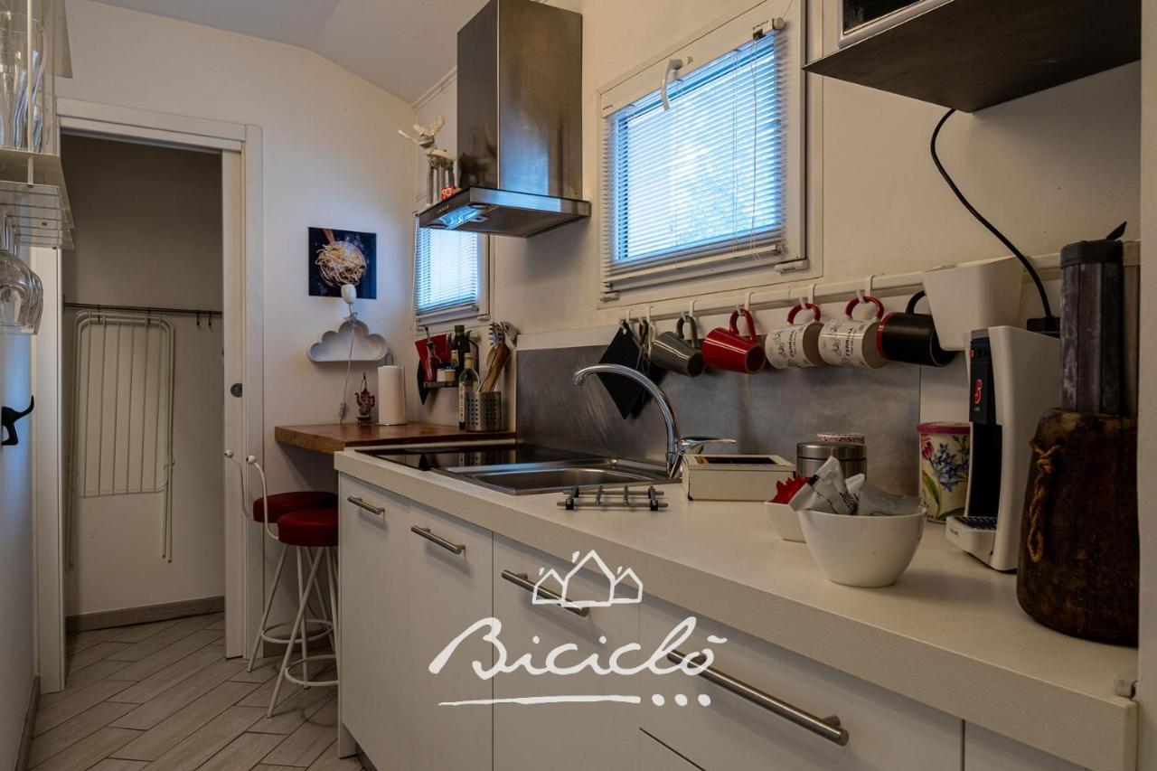 Biciclo' Rosso Apartment