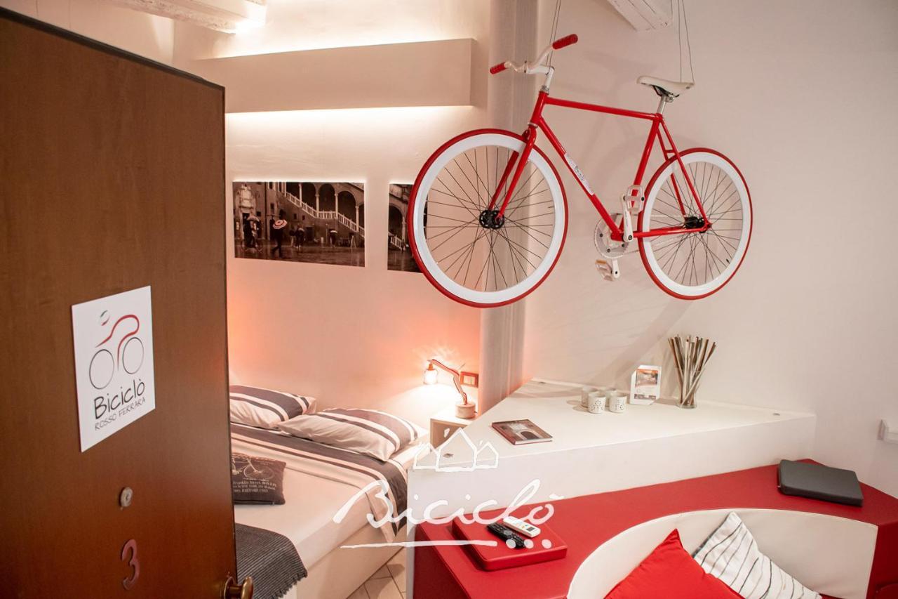 Appartement Biciclo' Rosso Ferrara