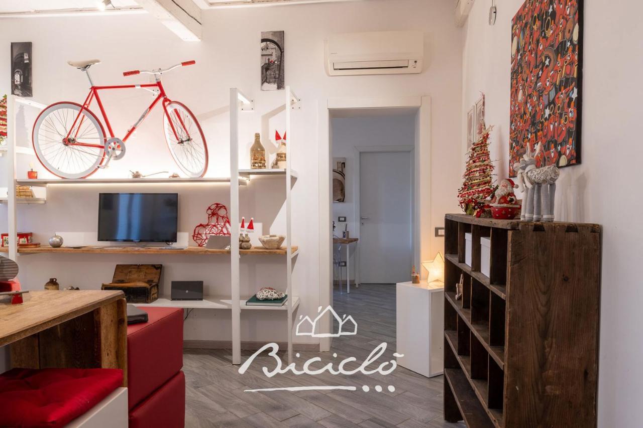 Apartment Biciclo' Rosso *