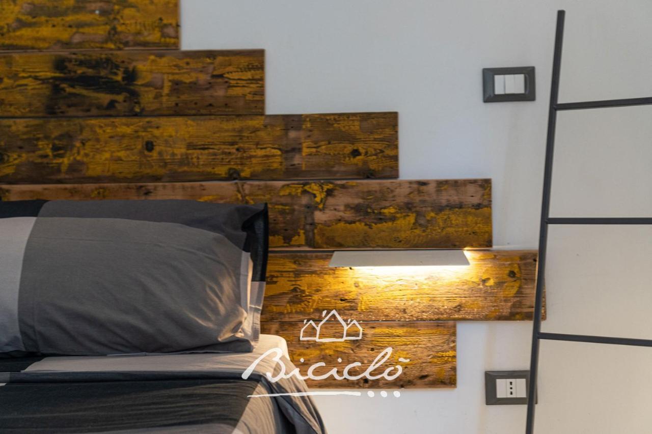 Biciclo' Rosso Apartment *