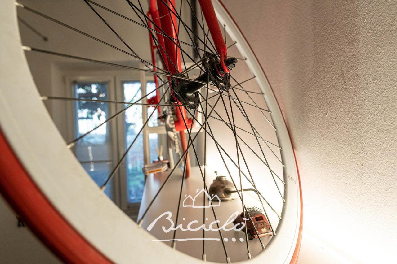 Biciclo' Rosso Apartment