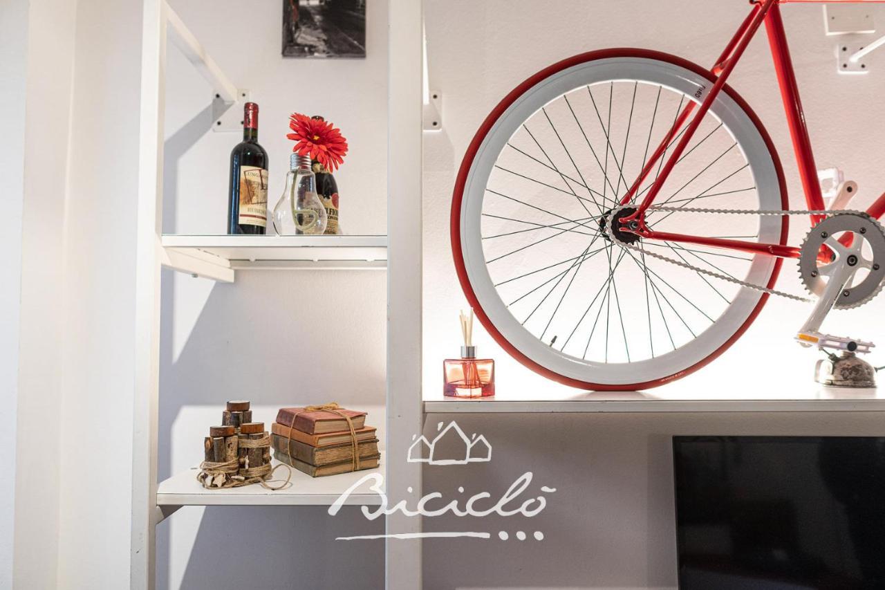 Apartment Biciclo' Rosso *